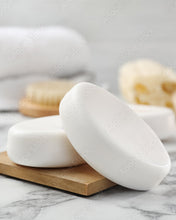 Load image into Gallery viewer, Exfoliating Oat Milk Honey and Oats Bar